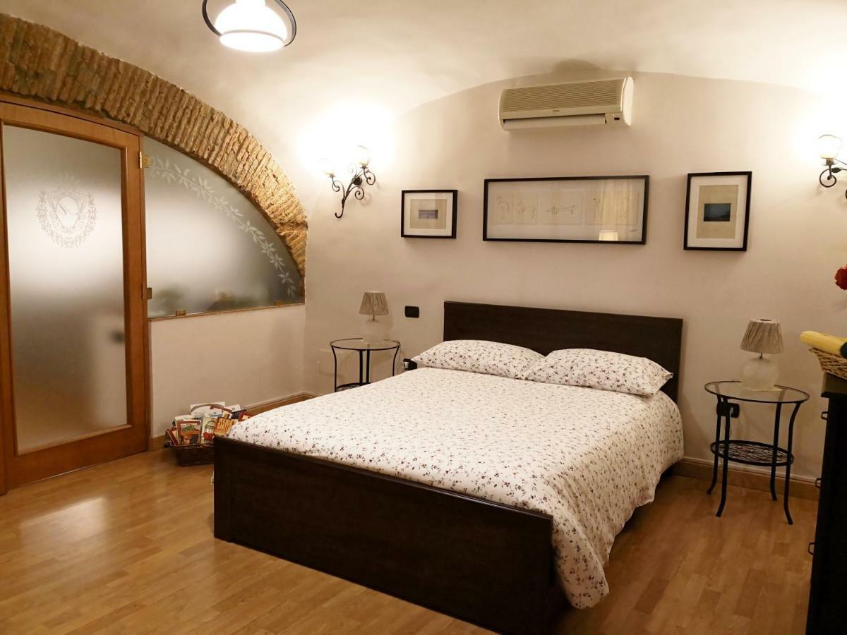 L' Arcata A Montesanto Villa Napoli Bagian luar foto